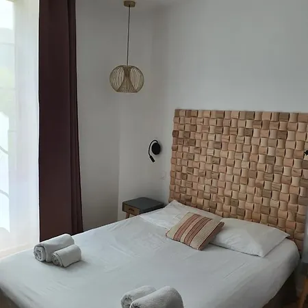 Ma Petite Hotel 2*