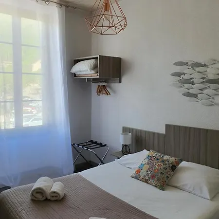 Hotel Ma Petite 2*