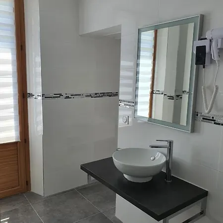 Hotel Ma Petite 2*
